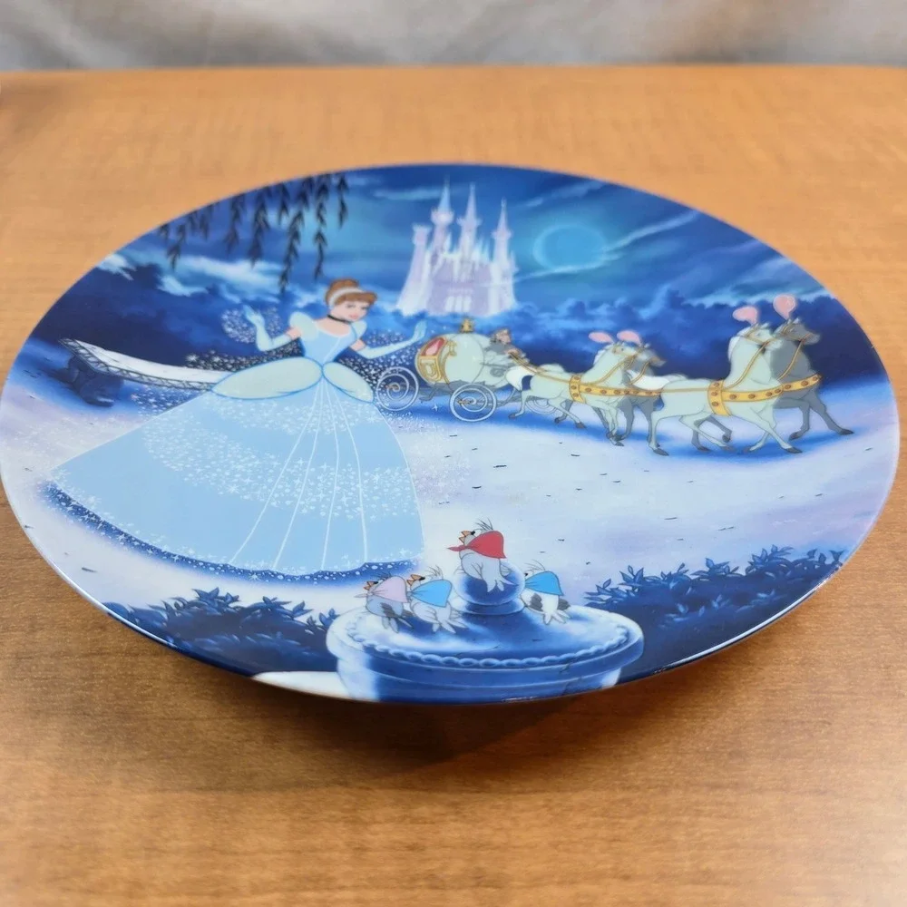 Cinderella Disney Treasured Momen'ts 8